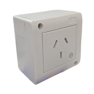 TOMACORRIENTE 20A DE SUPERFICIE RICHI