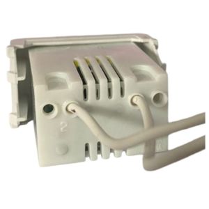 CARGADOR USB EXULTT 5V 3 AMPER DOBLE BLANCO - Vista 2