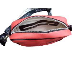 CARTERA BANDOLERA PRAGA MODERNA ECO CUERO C/ CIERRE LIBERTA - Vista 3