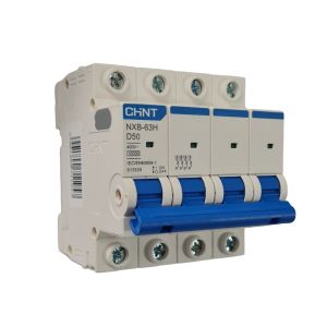 LLAVE TERMICA TETRAPOLAR 4X50A 10KA CURVA D CHINT - Vista 1