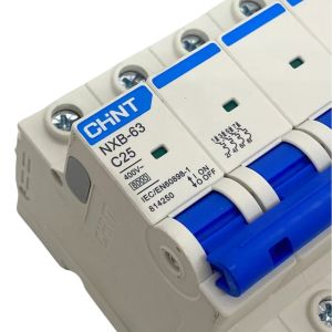 LLAVE TERMICA TETRAPOLAR 4X25A 6KA CURVA C CHINT - Vista 4